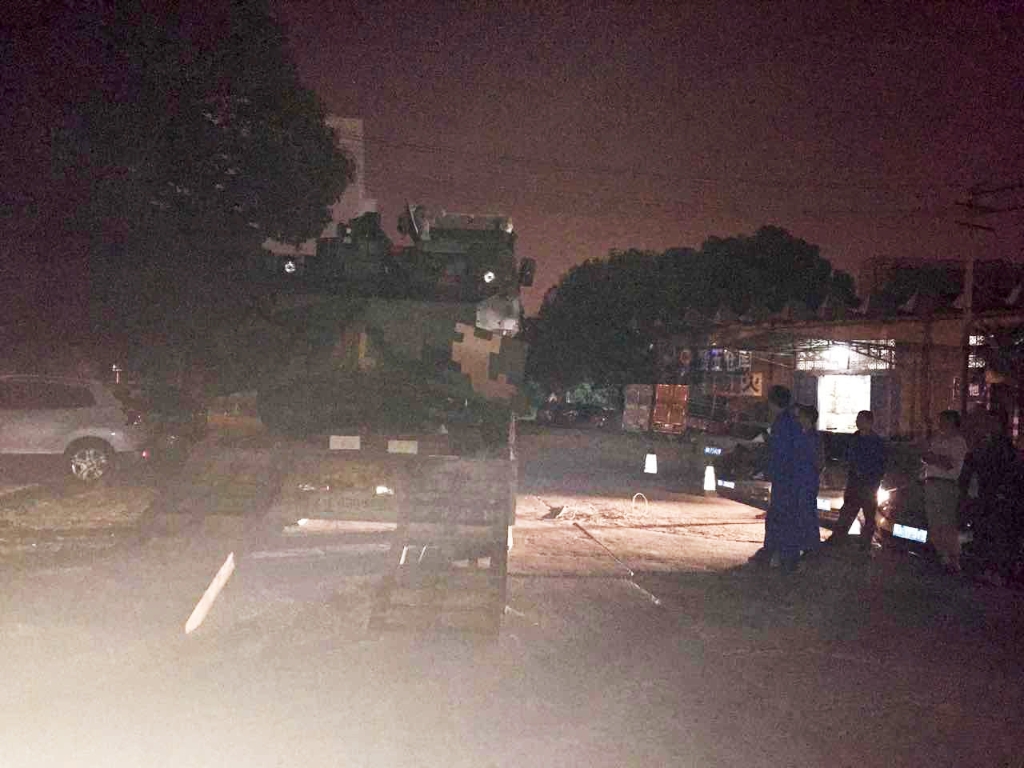 GA黄金甲智能SW2105工程车顺利交付部队