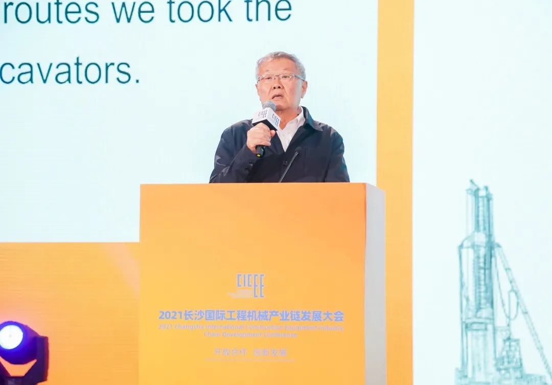 何清华出席长沙国际工程机械产业链发展峰会，走“双循环”道路关键在于“要做好自己的事情”