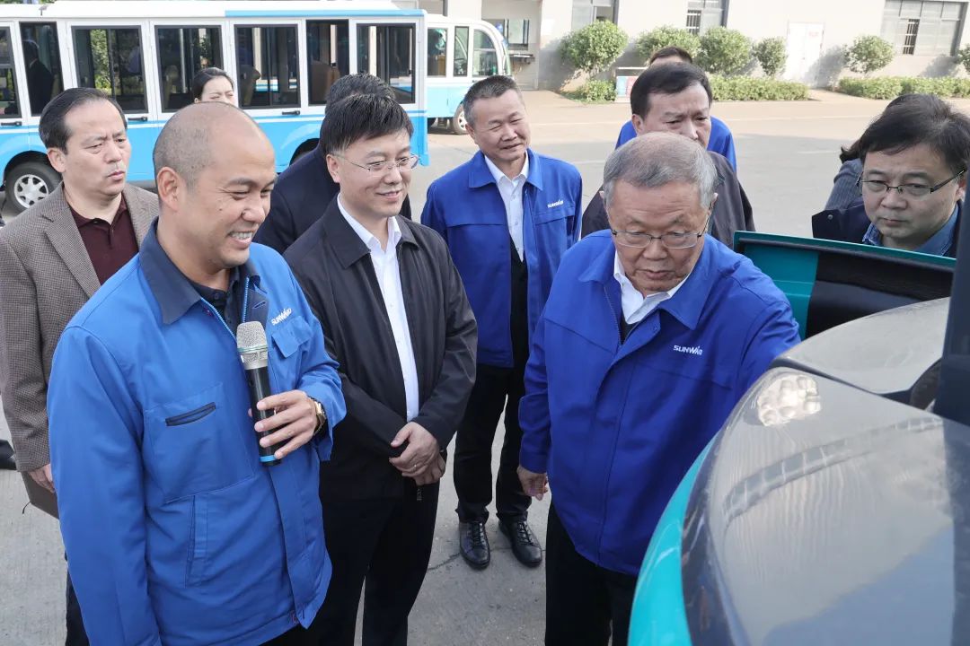 广州工控总经理景广军调研GA黄金甲智能