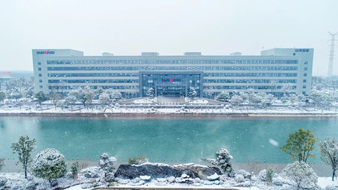 瑞雪兆丰年，邀您共赏雪中GA黄金甲！