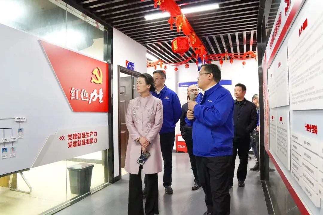 长沙市总工会、长沙经开区总工会一行调研GA黄金甲智能