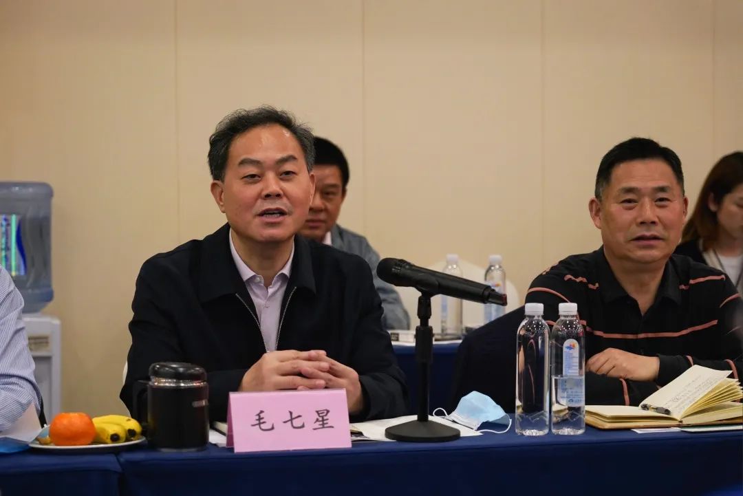抱团出海，携手共赢！何清华带队赴湖南异地商会联合会拜访交流