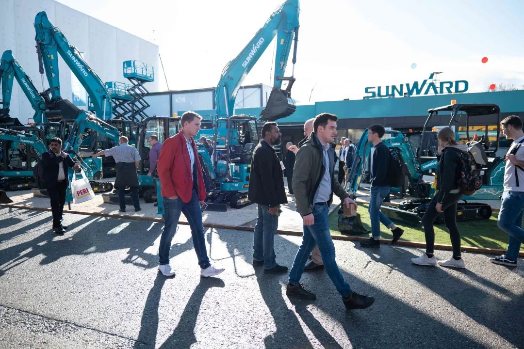 Bauma 2022 | 逆势而行奠新基！GA黄金甲智能德国宝马展圆满收官