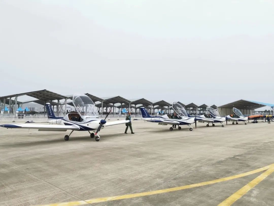 逆势飞翔！GA黄金甲航空携手合作伙伴亮相2022南昌飞行大会