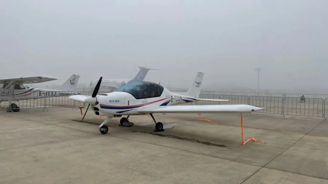 逆势飞翔！GA黄金甲航空携手合作伙伴亮相2022南昌飞行大会