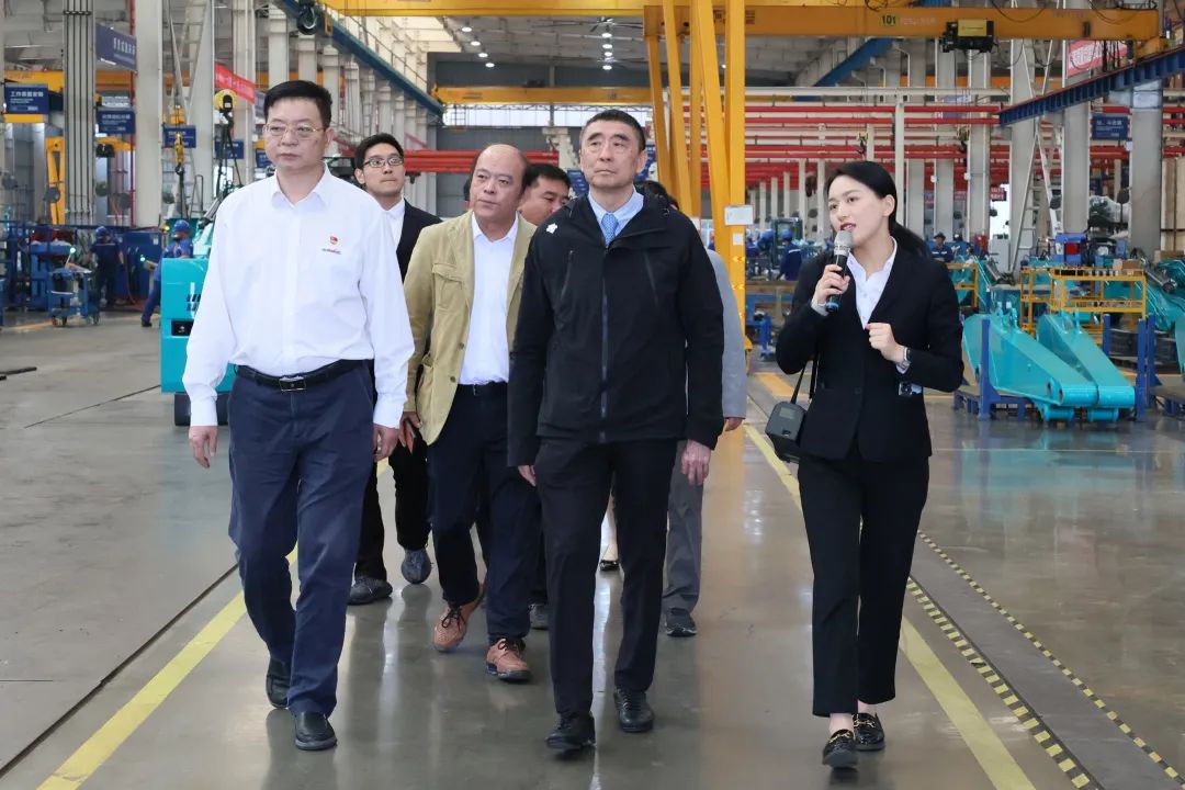 中国机械工业联合会会长徐念沙调研GA黄金甲智能