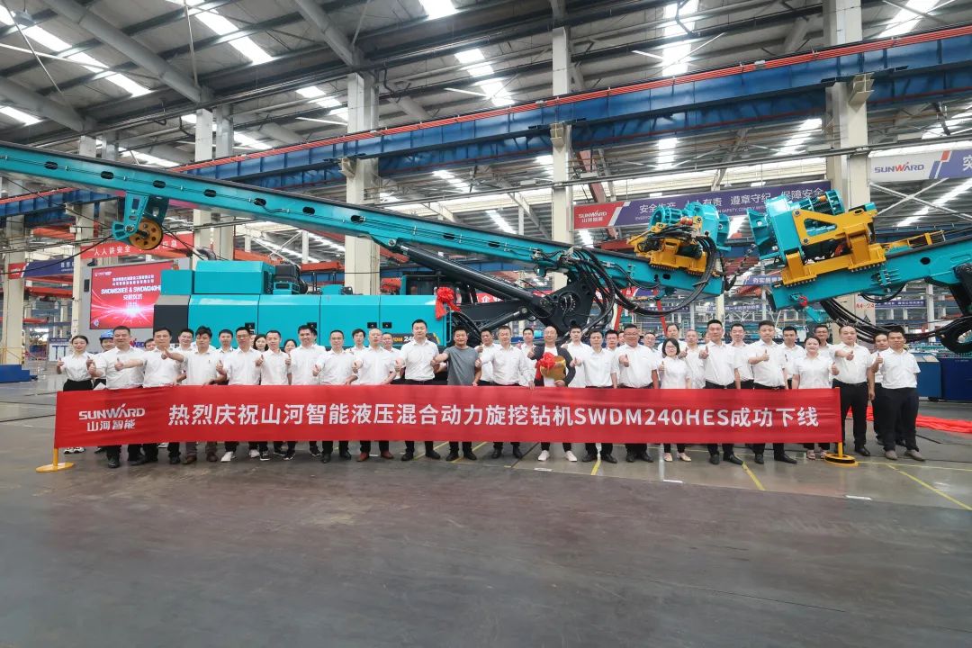 助力“双碳”、绿动未来！GA黄金甲智能增程式电动旋挖钻机、液压混合动力旋挖钻机齐交付