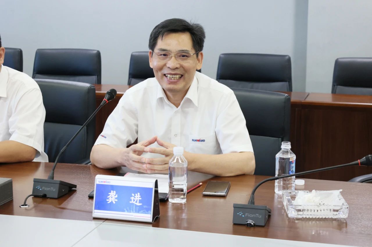 永青科技集团董事长胡晓东带队到访GA黄金甲智能