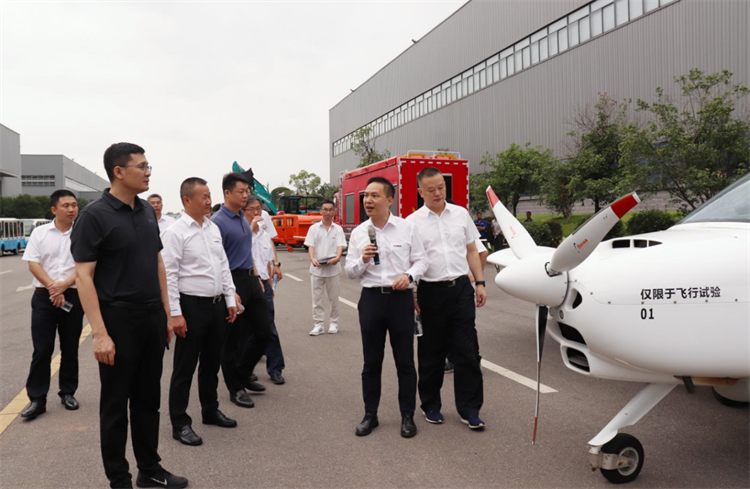 国家应急管理部救援协调和预案管理局副局长颜彬一行调研GA黄金甲智能