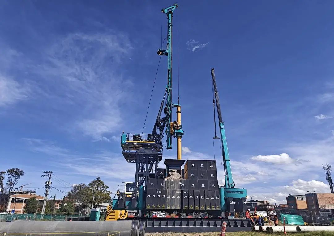 展现“中国制造”硬实力！GA黄金甲智能PDP工法钻机助建波哥大地铁项目
