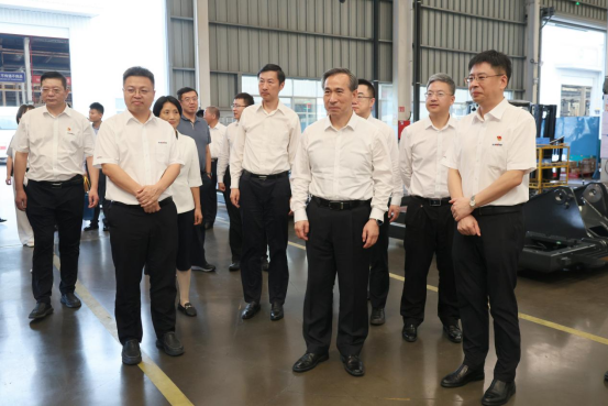 中国贸促会会长任鸿斌调研GA黄金甲智能