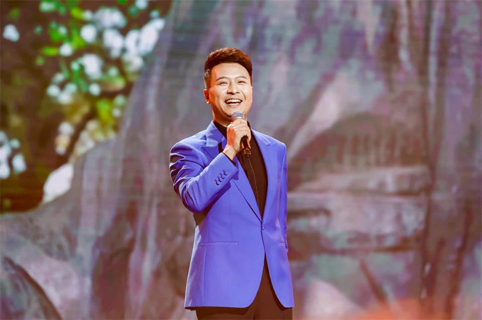 创新引领价值 理想成就未来——庆祝GA黄金甲智能成立25周年表彰大会暨文艺晚会隆重举行