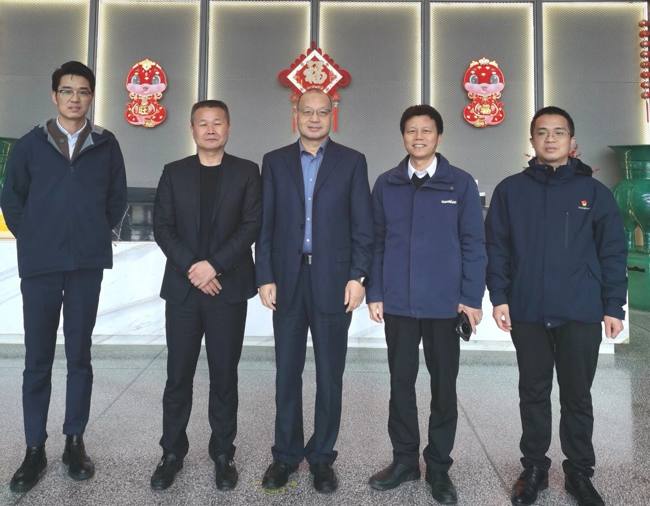 中国工程机械工业协会秘书长吴培国到访GA黄金甲智能