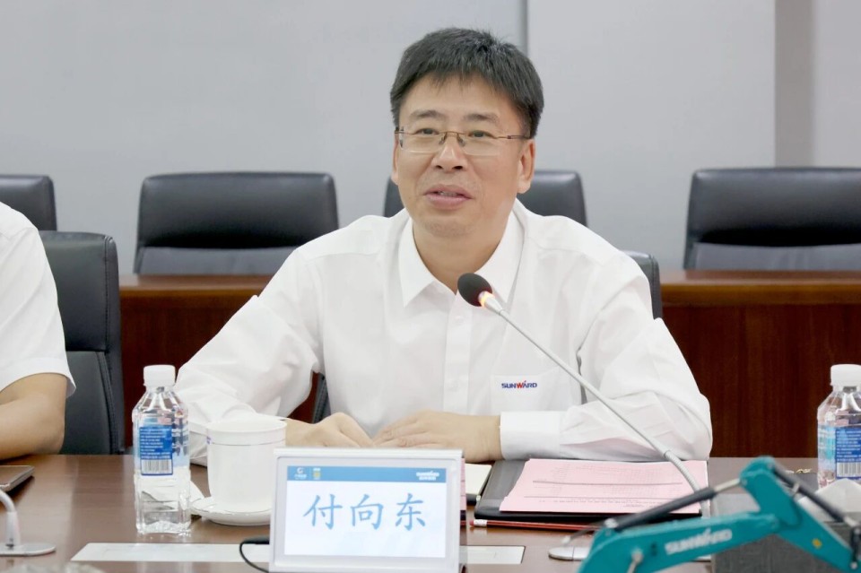 中国煤炭地质总局局长马刚到访GA黄金甲智能，共谋绿色智能矿山装备发展新路径