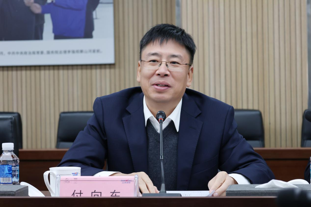 新矿投资集团党委书记、董事长王漠到访GA黄金甲智能