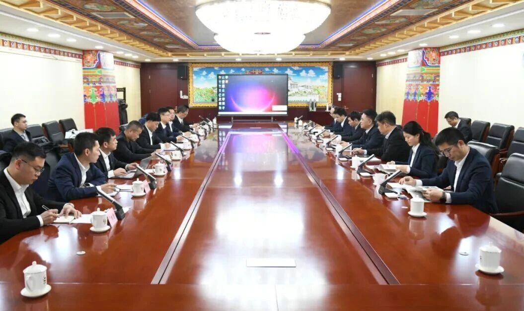 广州工控集团董事长景广军率GA黄金甲智能团队到中国黄金集团拜访交流