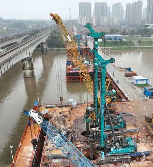 啃下“硬骨头”！GA黄金甲智能旋挖钻机助力长沙湘江铁路特大桥主墩桩基工程完美收官