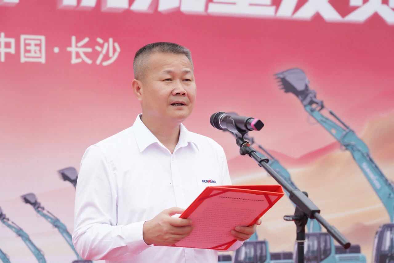 GA黄金甲智能轮履两用多功能开带机批量交付国家林草系统，助力森林草原生态防护